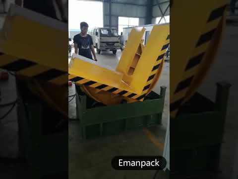 Steel coil tipper with V saddle and cutout for C hook loading