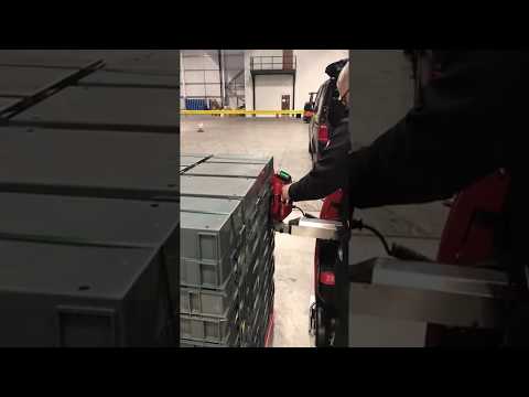 54 seconds. To strap a pallet twice with ErgoPack mobile pallet strapping technology.