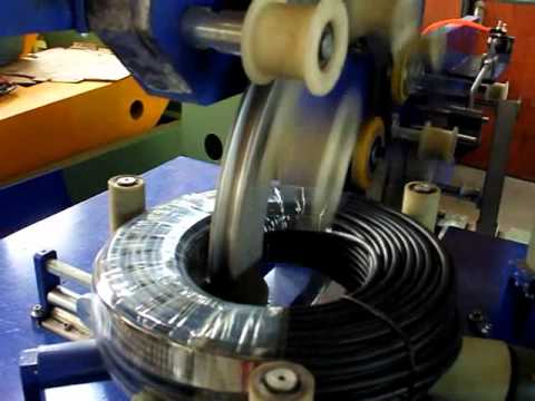 Cable wire coil wrapping machinery/Cable coil wrapper.wmv