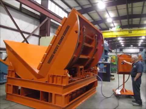 Heavy-duty coil upender with 80,000 lb capacity and 72″ width.